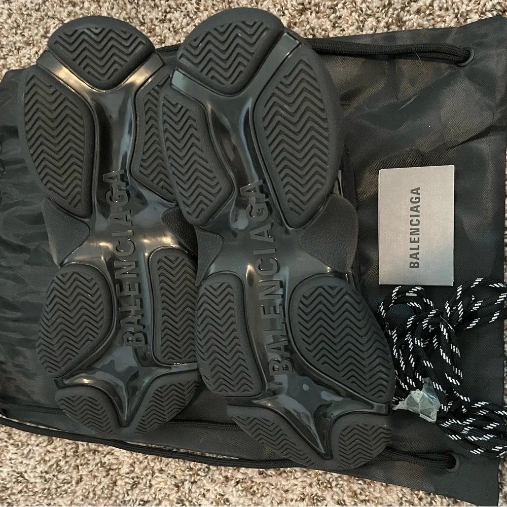Balenciaga Triple S Black Clear Sole! Brand New-8 Mens - Picture 4 of 6